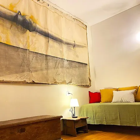 Trastevere Advenida Roma